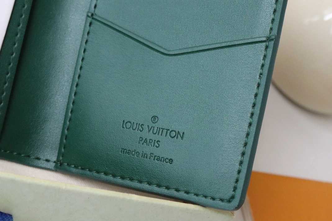Louis Vuitton LV Card Case Soft 6800 - Image 7