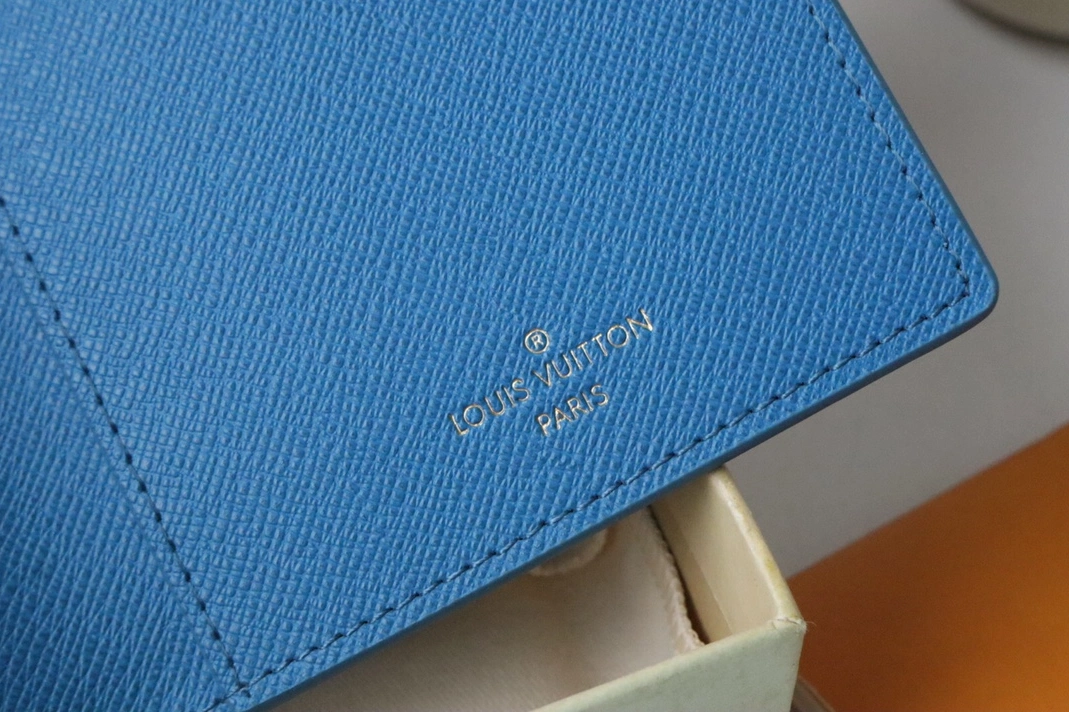 Louis Vuitton LV Card Case WellDesigned 4888 - Image 5