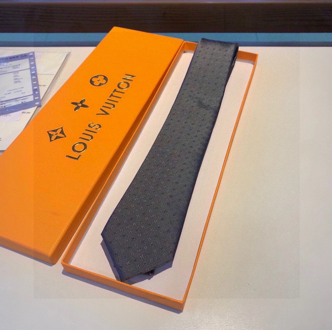 Louis Vuitton LV Necktie For Men Cozy 4974