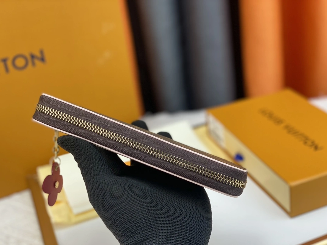 Louis Vuitton LV Wallets BestValue 6310 - Image 3