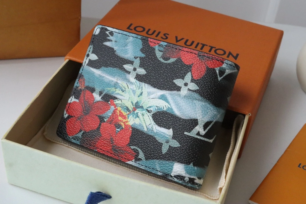 Louis Vuitton LV Wallets Compact 1019