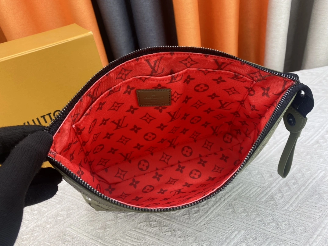 Louis Vuitton LV Wallets For Unisex Bright 4574 - Image 7