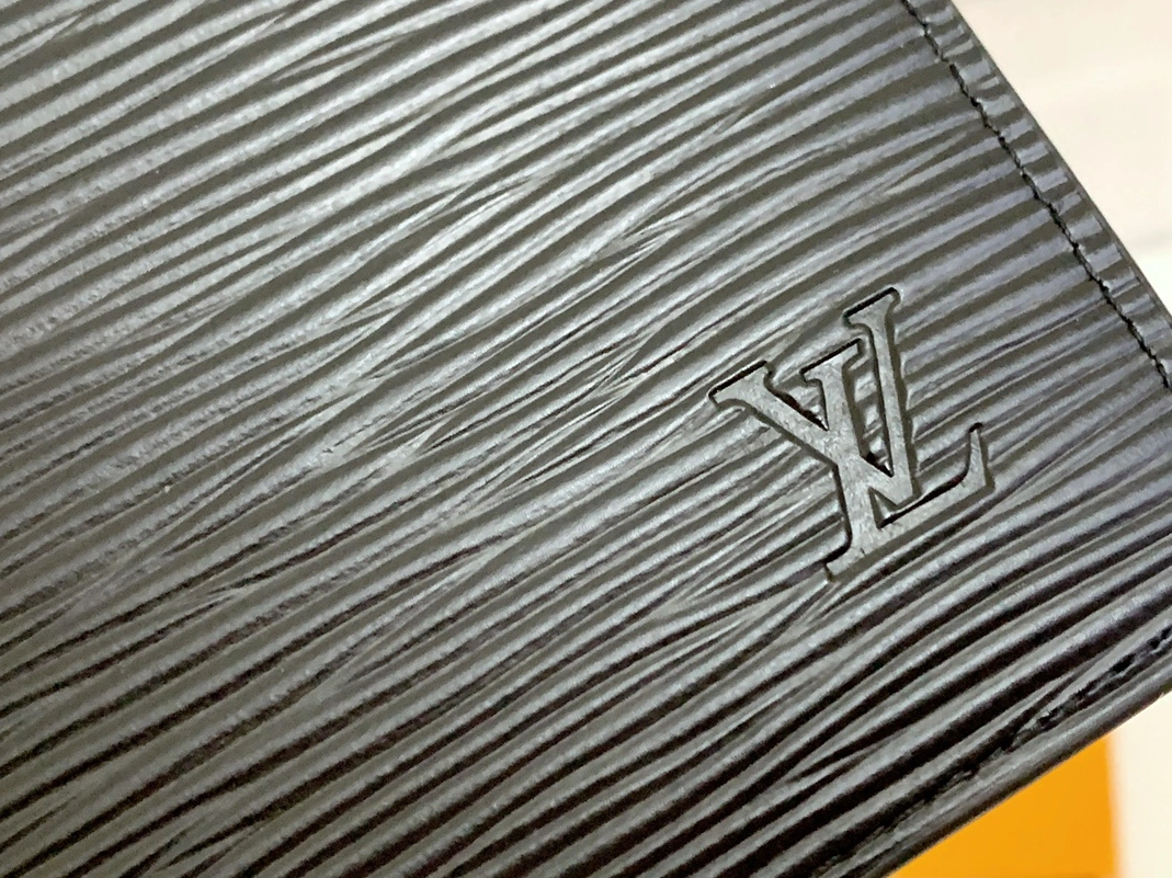Louis Vuitton LV Wallets For Unisex Lightweight 1604 - Image 7