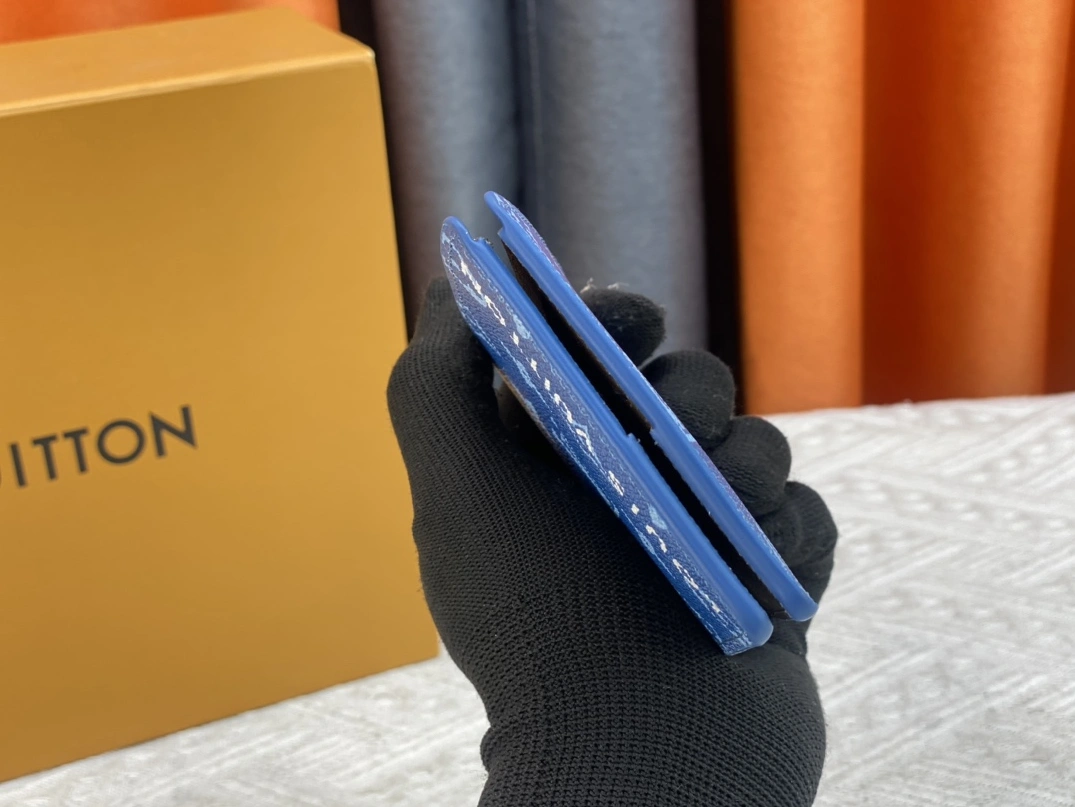 Louis Vuitton LV Wallets For Unisex ModernLook 1522 - Image 5