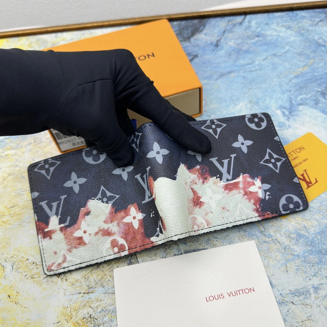 Louis Vuitton LV Wallets For Unisex Practical 5433 - Image 7