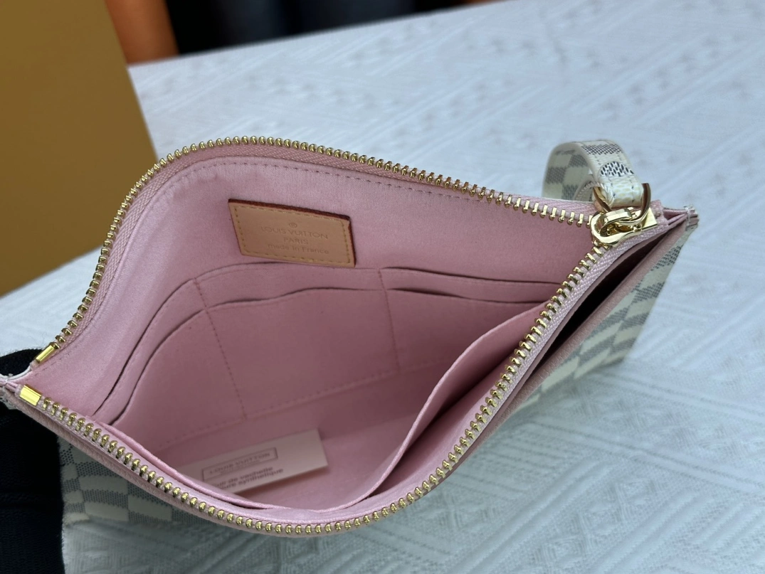 Louis Vuitton LV Wallets Sophisticated 1795 - Image 6