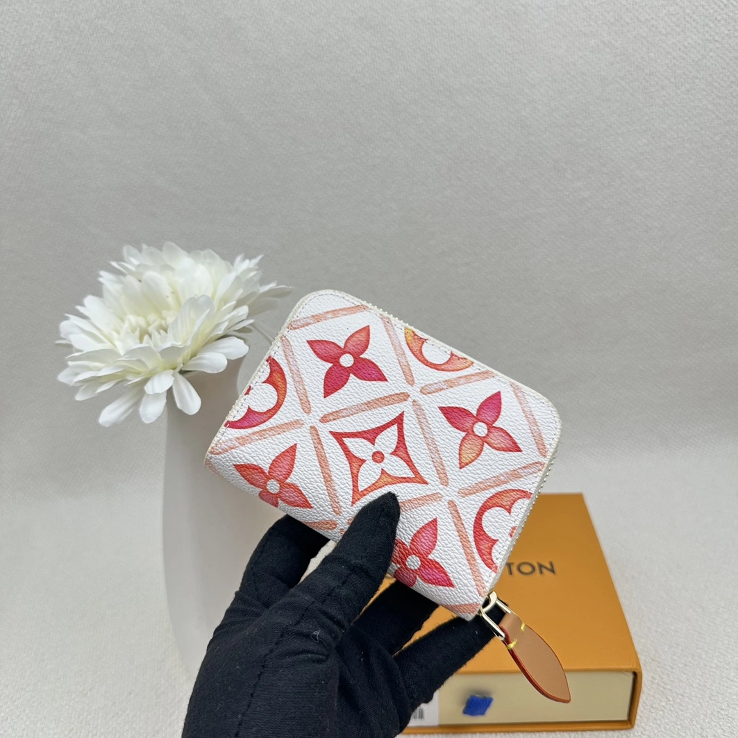 Louis Vuitton LV Wallets Vibrant 8851
