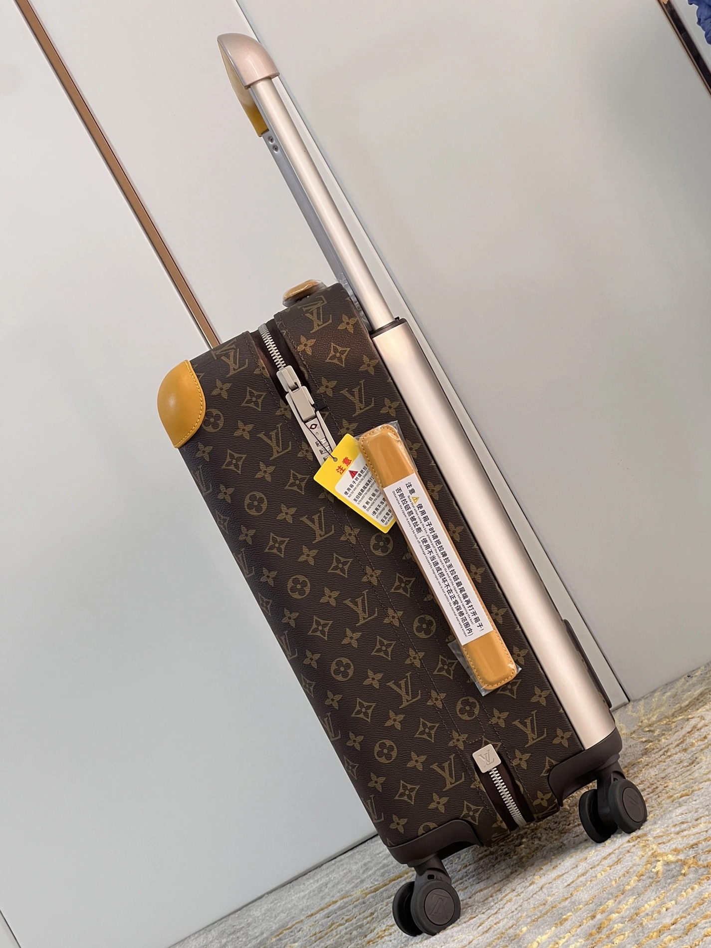Louis Vuitton Luggage GoAnywhere 6570 - Image 4