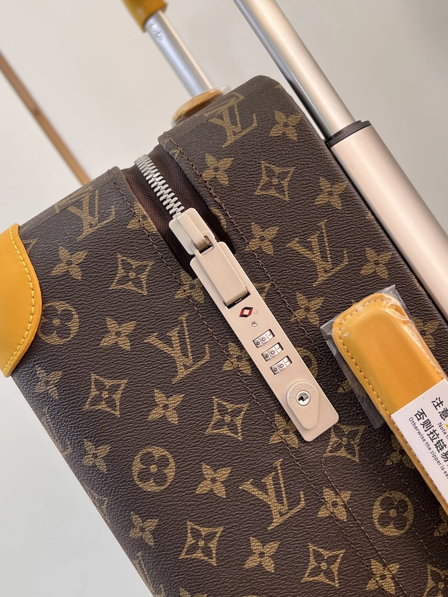 Louis Vuitton Luggage GoAnywhere 6570 - Image 5