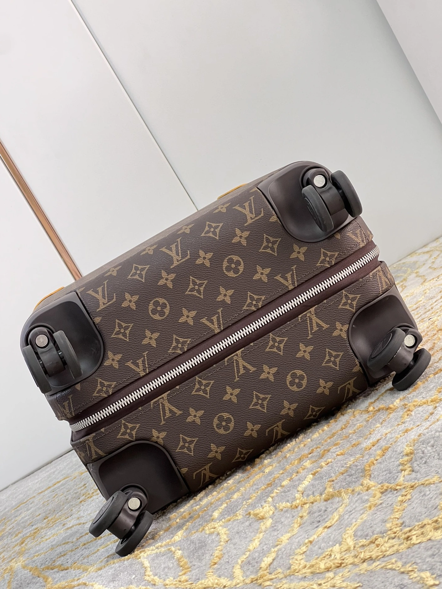 Louis Vuitton Luggage GoAnywhere 6570 - Image 7