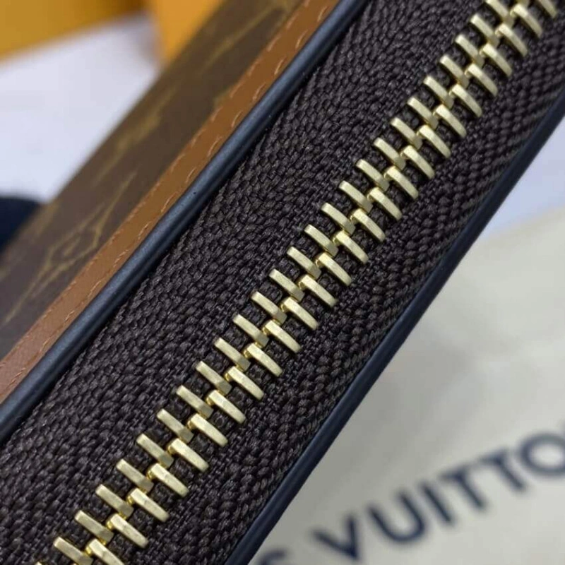 6 card sl Louis Vuitton Monogram Zippy Wallet Trunk - Image 5