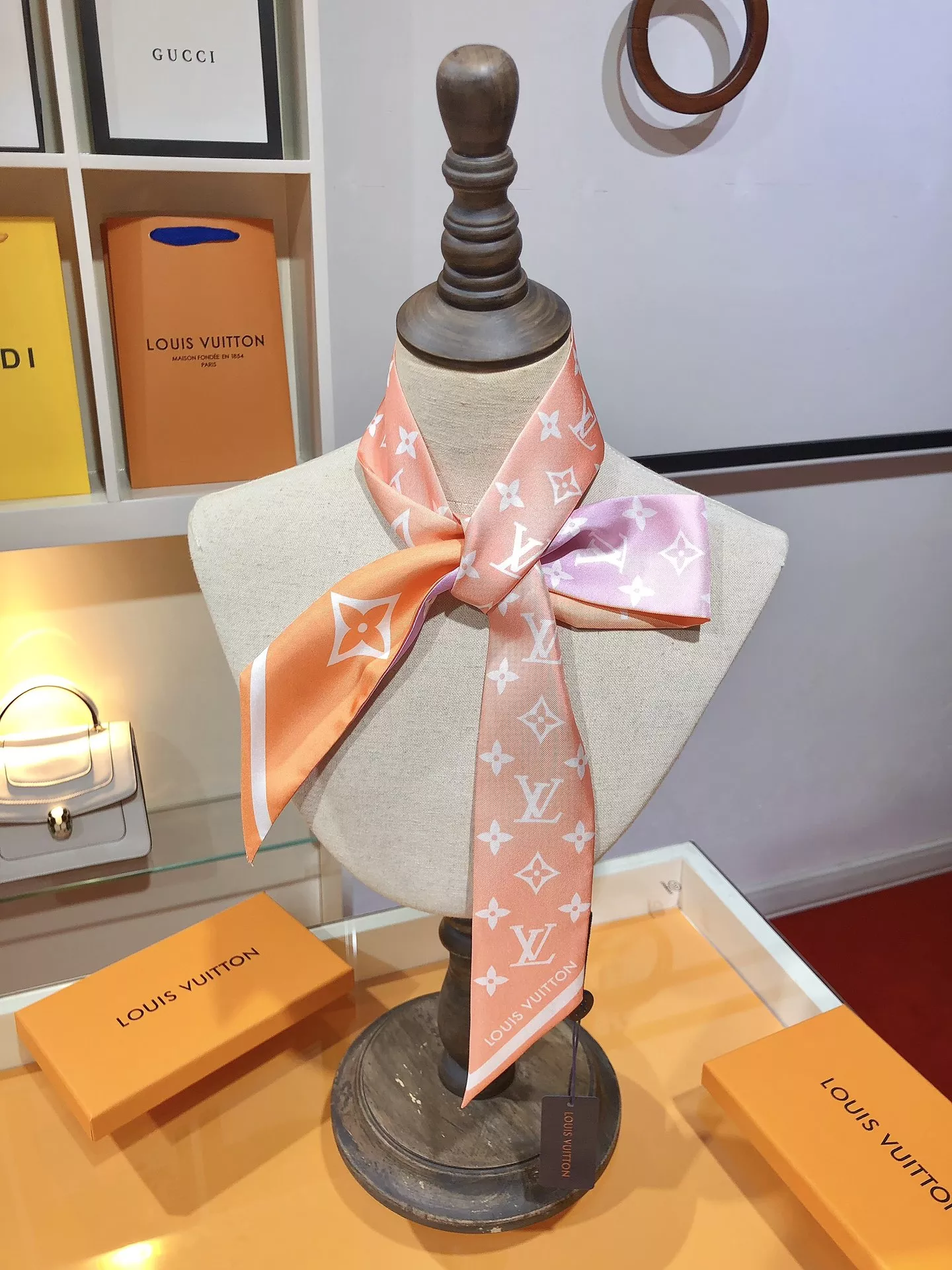 Louis Vuitton Silk Scarf Minimalist 1924 - Image 5