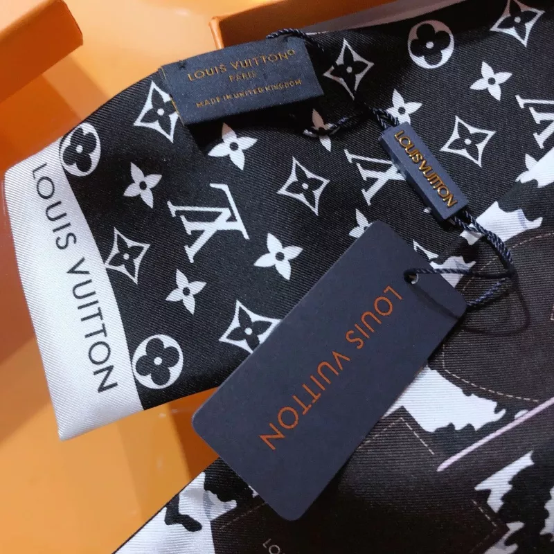 Louis Vuitton Silk Scarf Trendy 4935 - Image 4