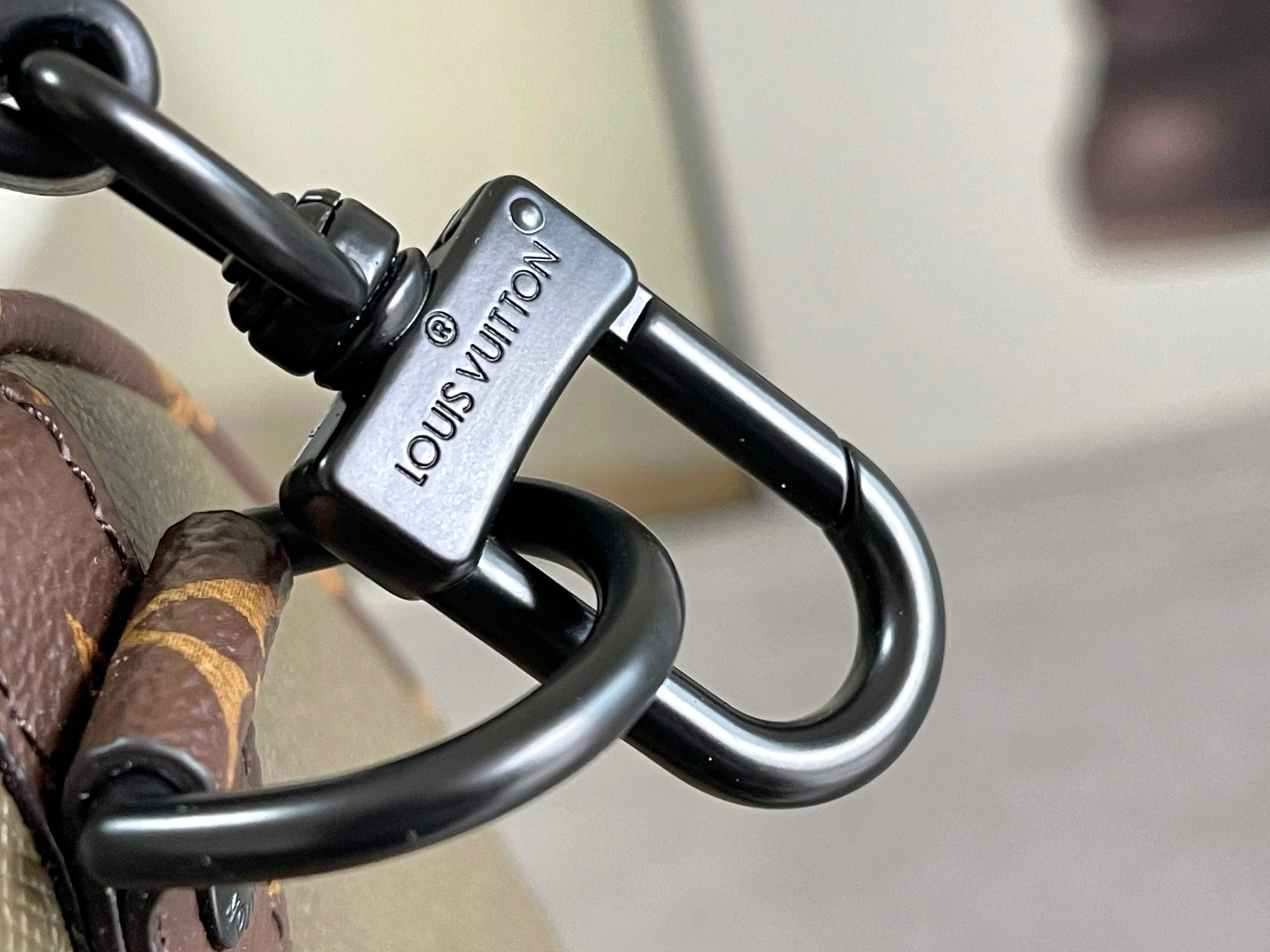 Louis Vuitton Travel Bags Comfortable 3145 - Image 7