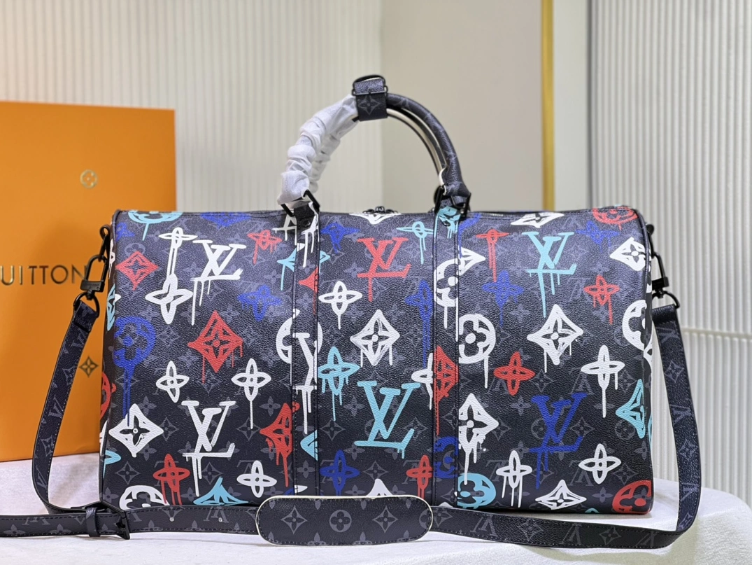 Louis Vuitton Travel Bags For Women Bold 922 - Image 5