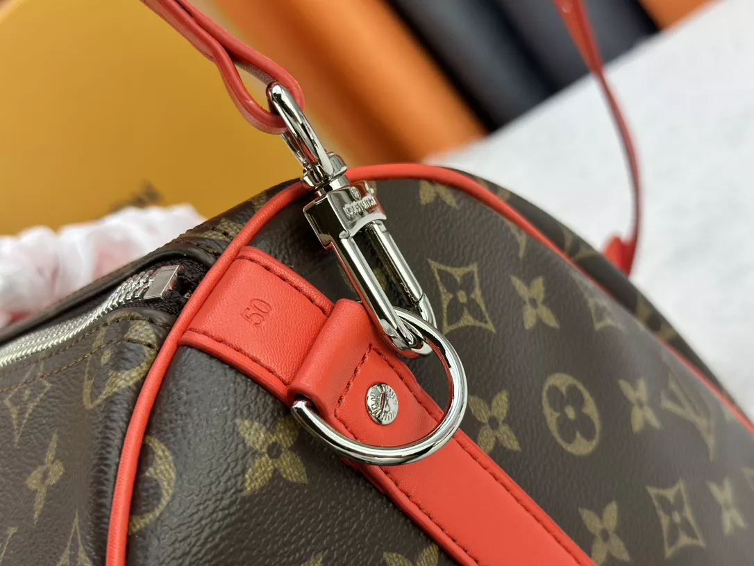 Louis Vuitton Travel Bags Minimalist 953 - Image 6