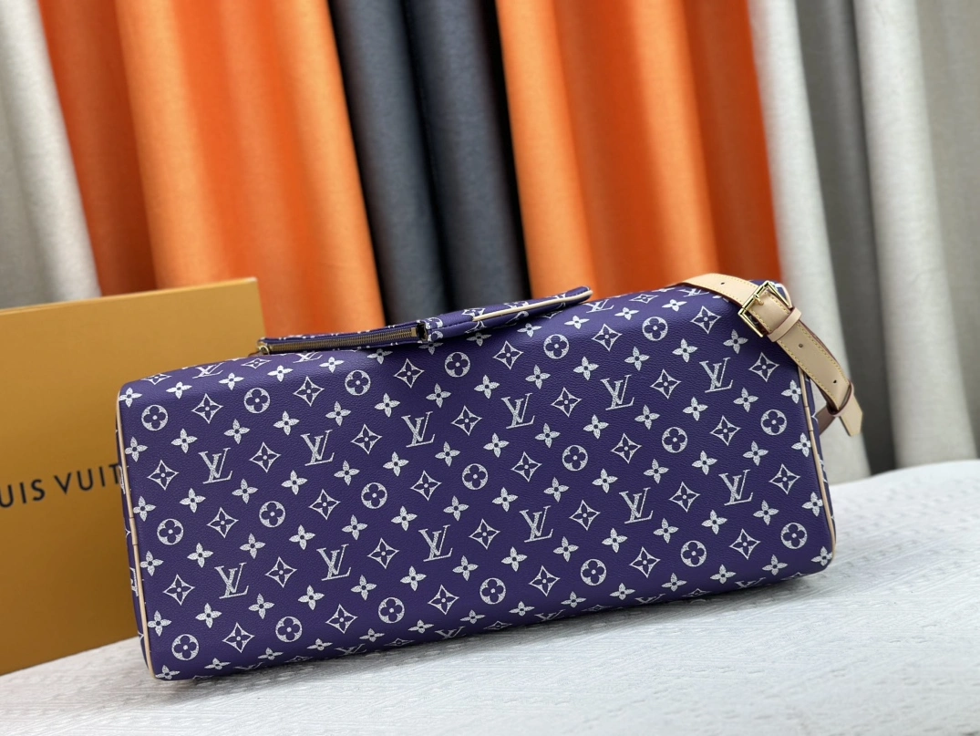 Louis Vuitton Travel Bags SportInspired 7686 - Image 5