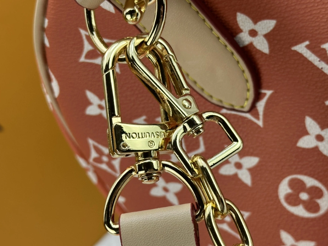 Louis Vuitton Travel Bags Timeless 7948 - Image 6