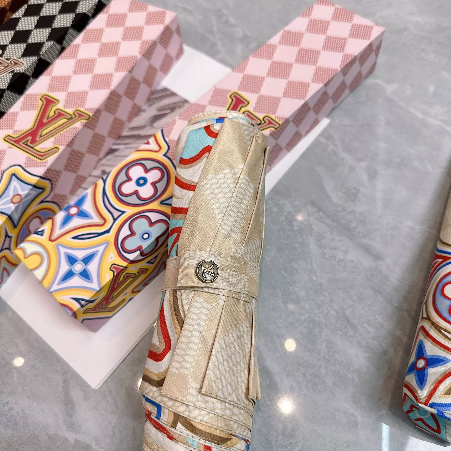 Louis Vuitton Umbrellas Unique 2622 - Image 4