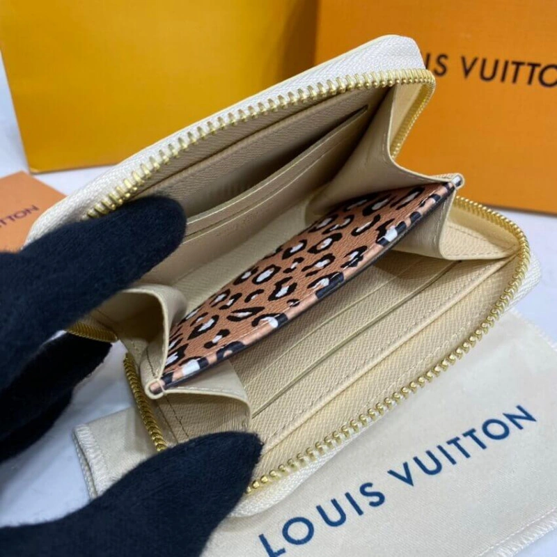 4 card sl Louis Vuitton Zippy Coin Purse - Image 8
