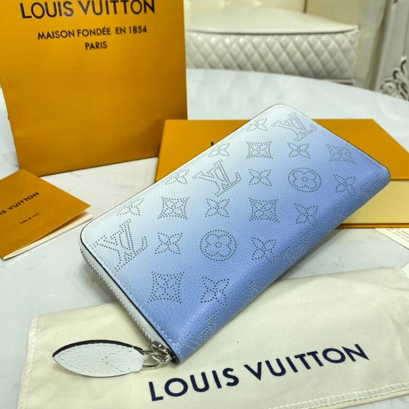 Silvercol Louis Vuitton Zippy Wallet in Blue Gradient Mahina Perforated Leather - Image 4