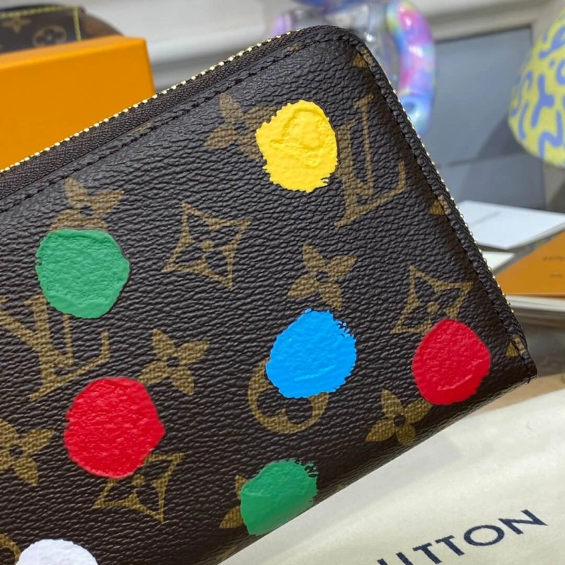 19.5 x 10 Louis Vuitton x Yayoi Kusama Zippy Wallet - Image 5