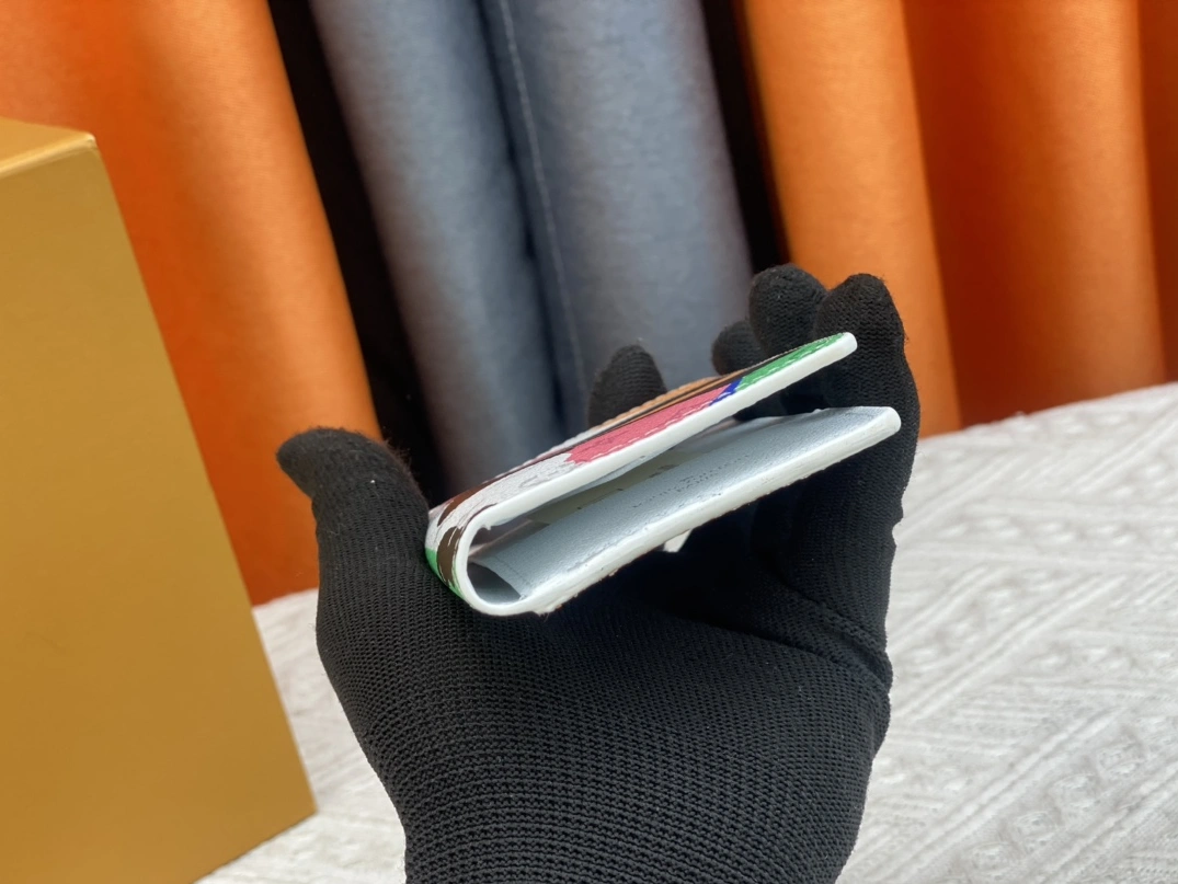 Modern 7798 Louis Vuitton LV Card Case For Unisex - Image 5