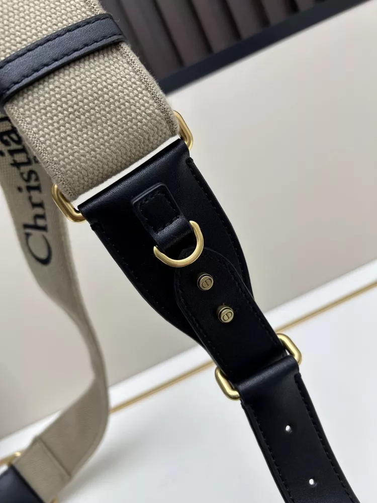 ModernLook 1408 Christian Dior AAA Quality Messenger Bags For Women - Image 6