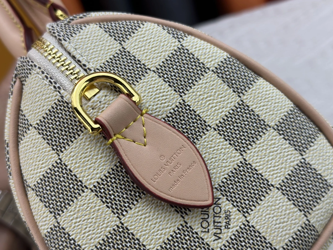 ModernLook 6456 Louis Vuitton AAA Quality Handbags For Women - Image 5