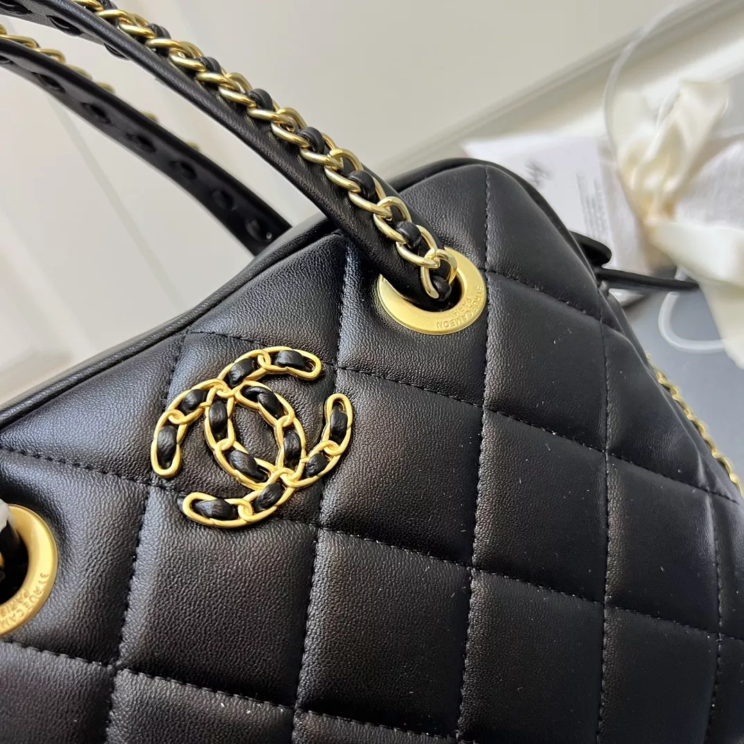 ModernLook 8081 Chanel AAA Quality Messenger Bags For Women - Image 4