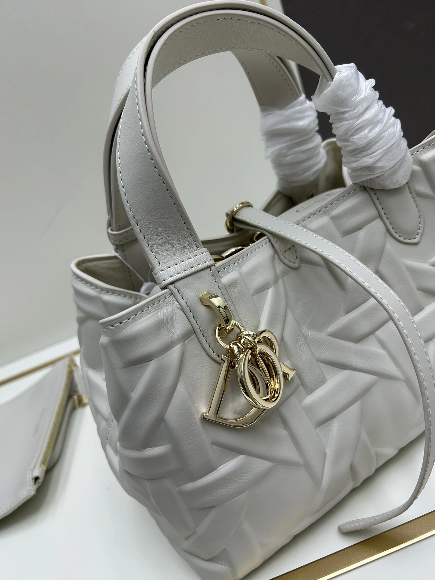 NewStyle 504 Christian Dior AAA Quality Handbags For Women - Image 4