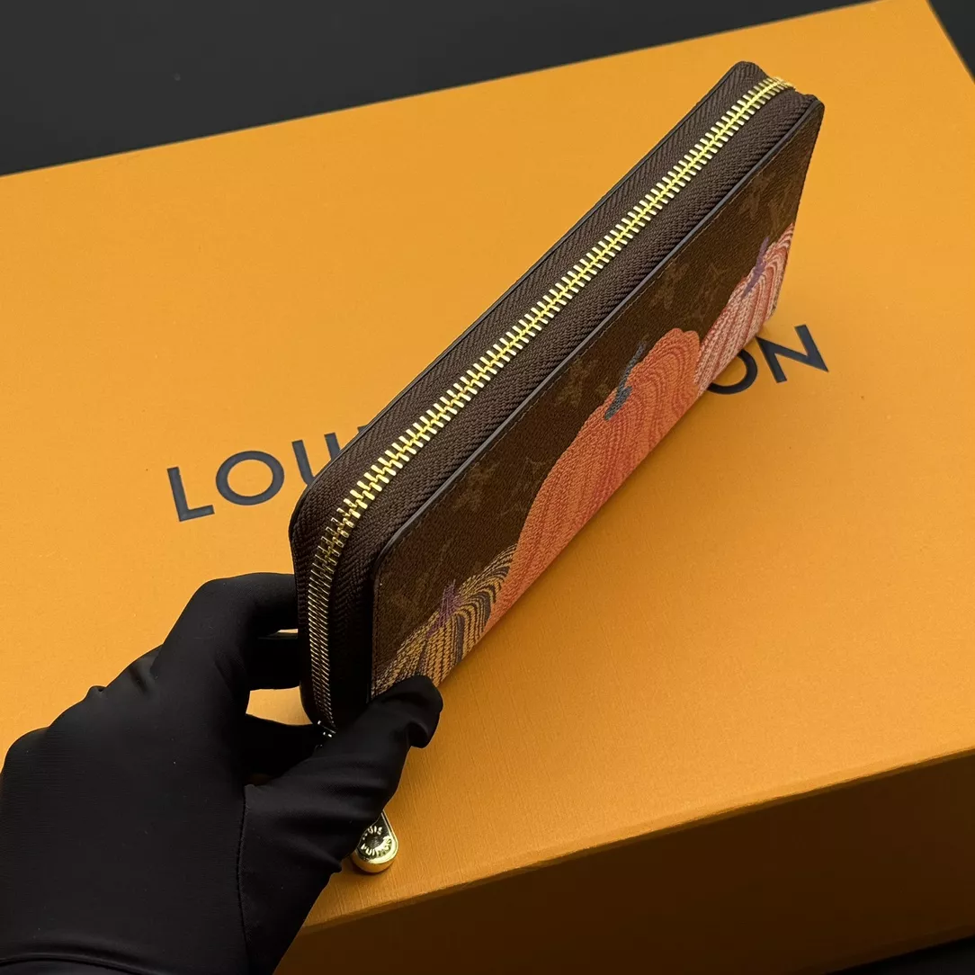 Popular 3441 Louis Vuitton LV Wallets - Image 6