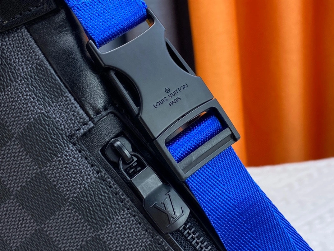 Popular 7079 Louis Vuitton LV AAA Quality Belt Bags For Unisex - Image 4