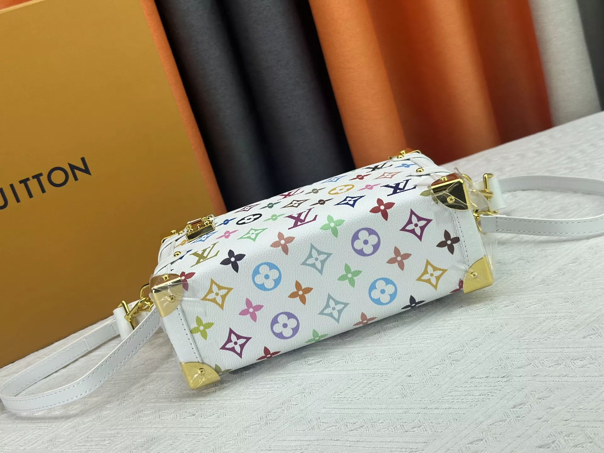 Practical 9919 Louis Vuitton AAA Quality Messenger Bags For Women - Image 5