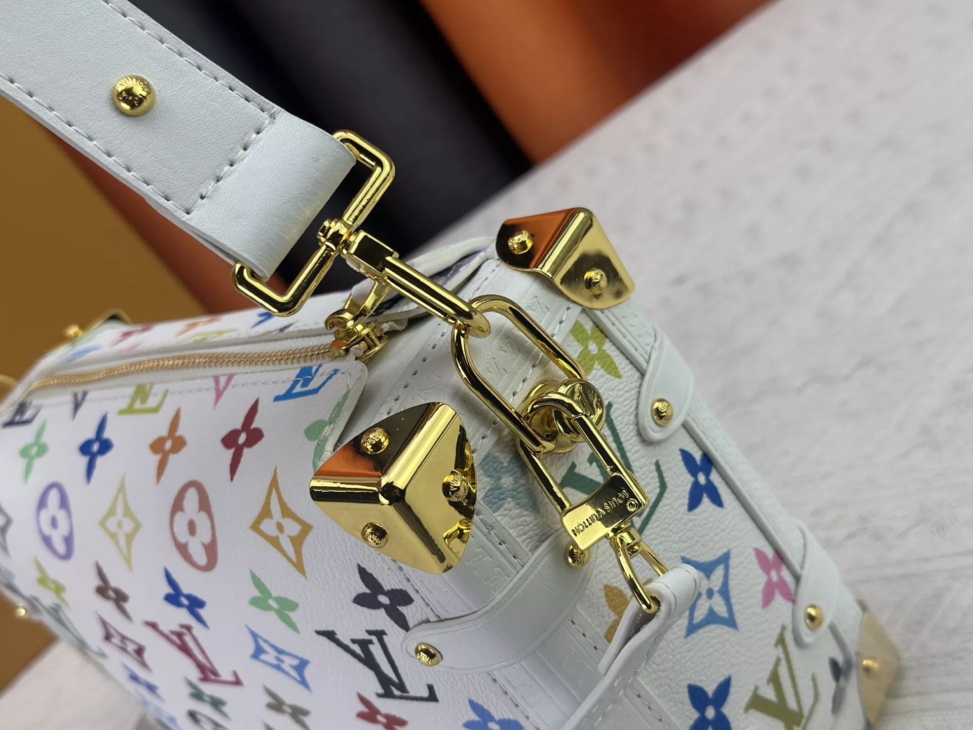 Practical 9919 Louis Vuitton AAA Quality Messenger Bags For Women - Image 7