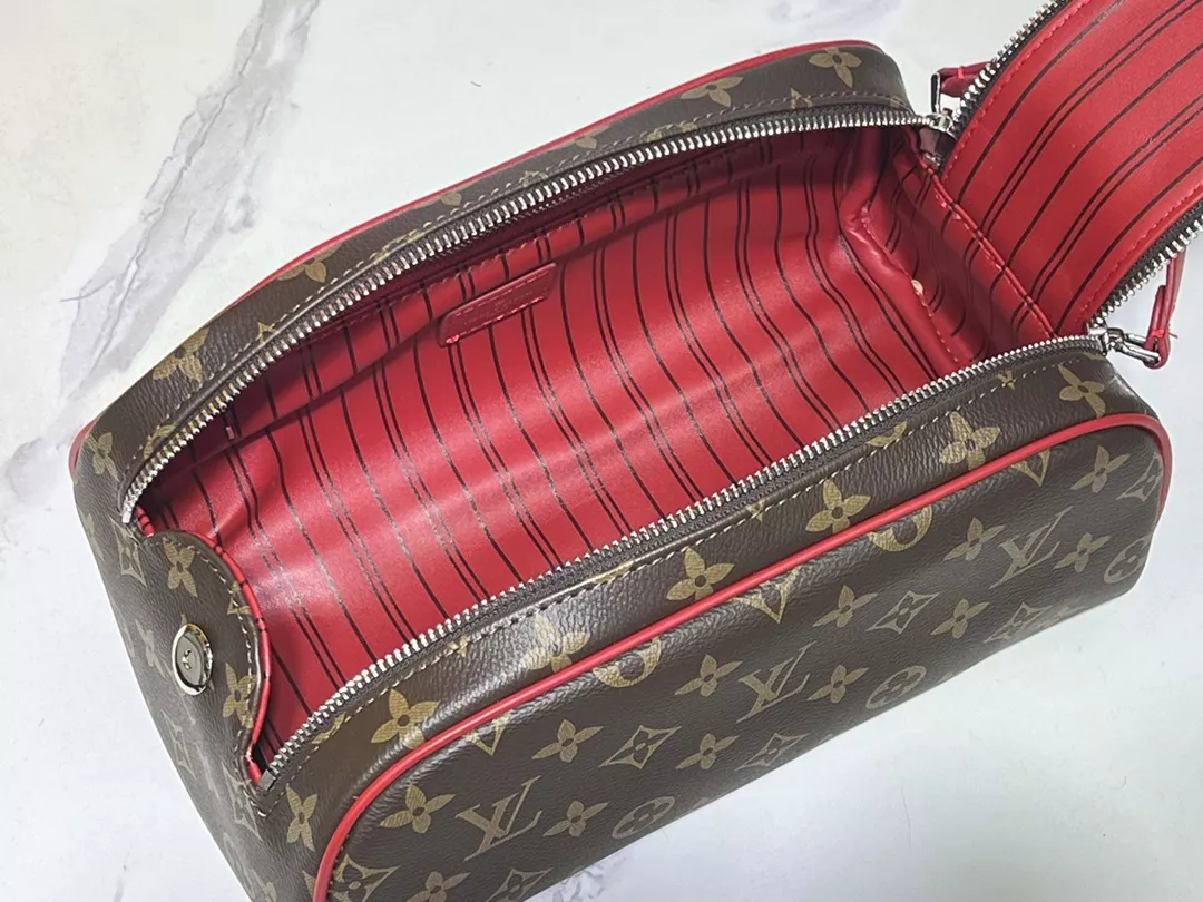 Refined 2778 Louis Vuitton AAA Quality Handbags For Women - Image 6