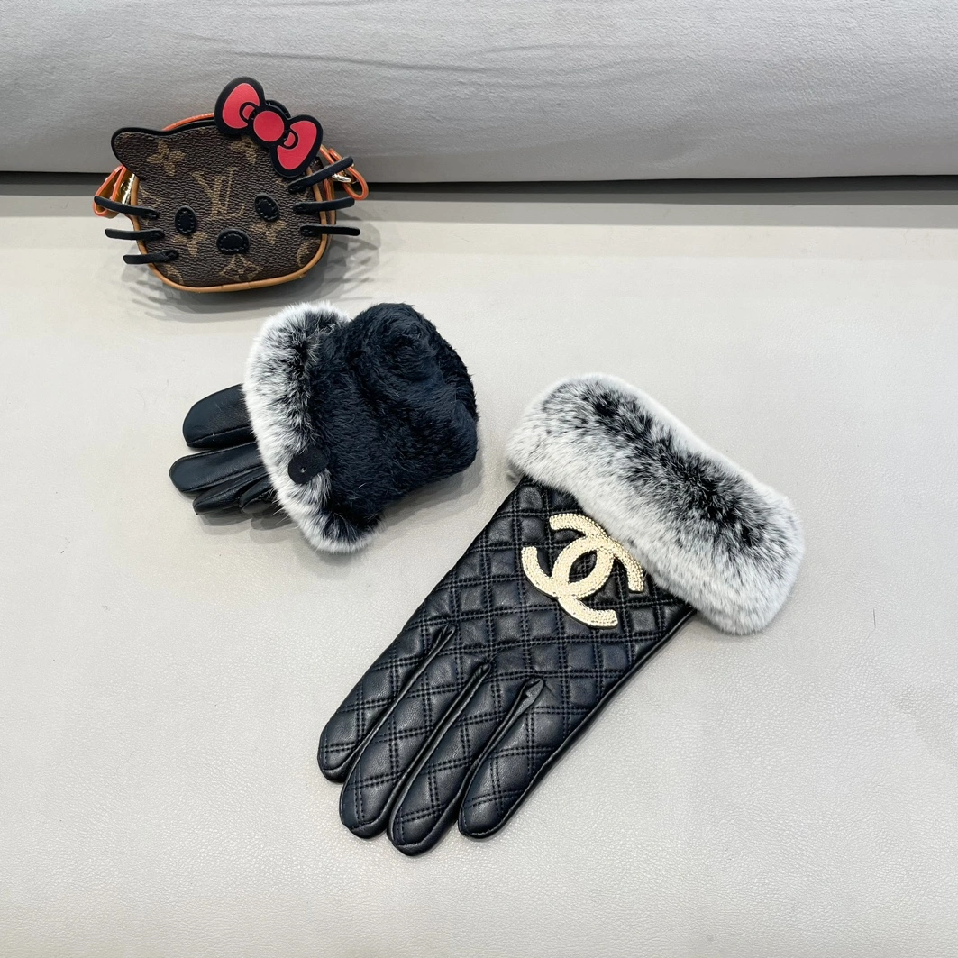 Refined 7840 Chanel Gloves For Women - Image 4