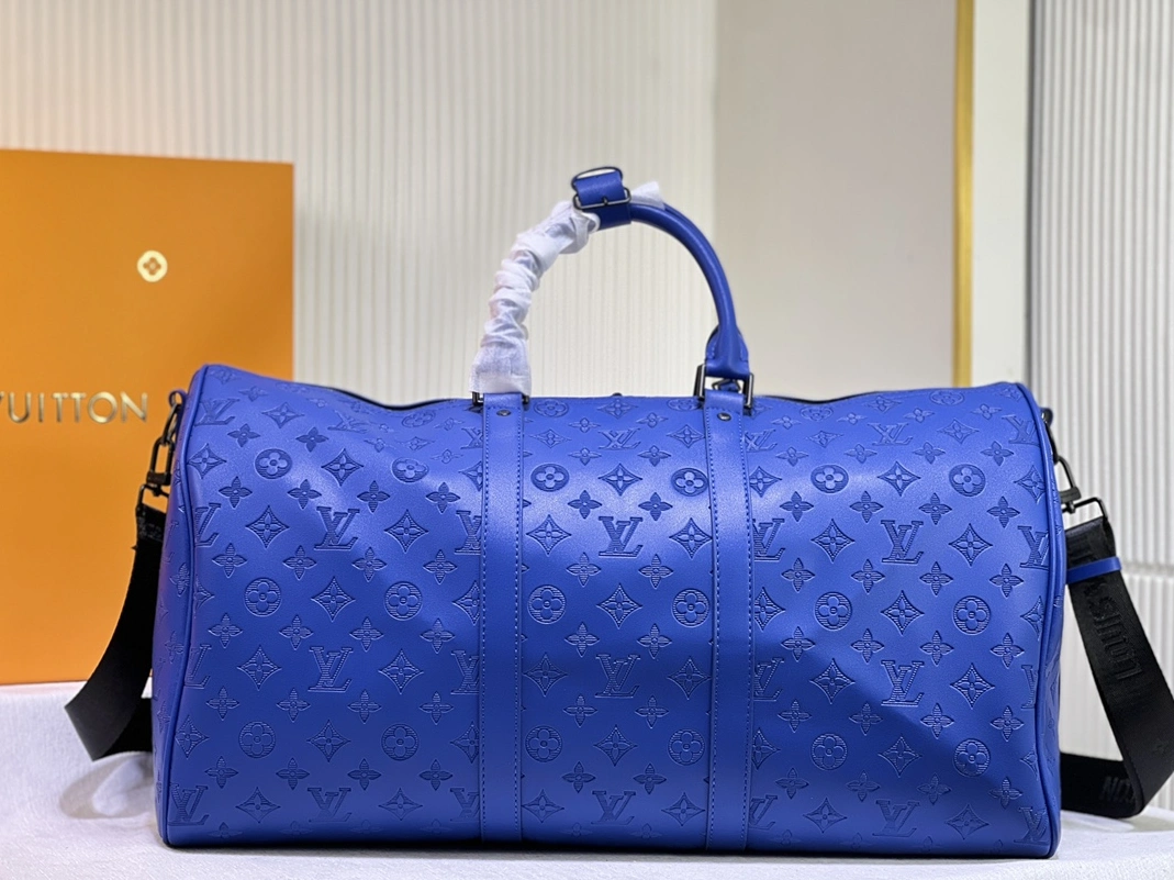 Refined 8759 Louis Vuitton Travel Bags - Image 4