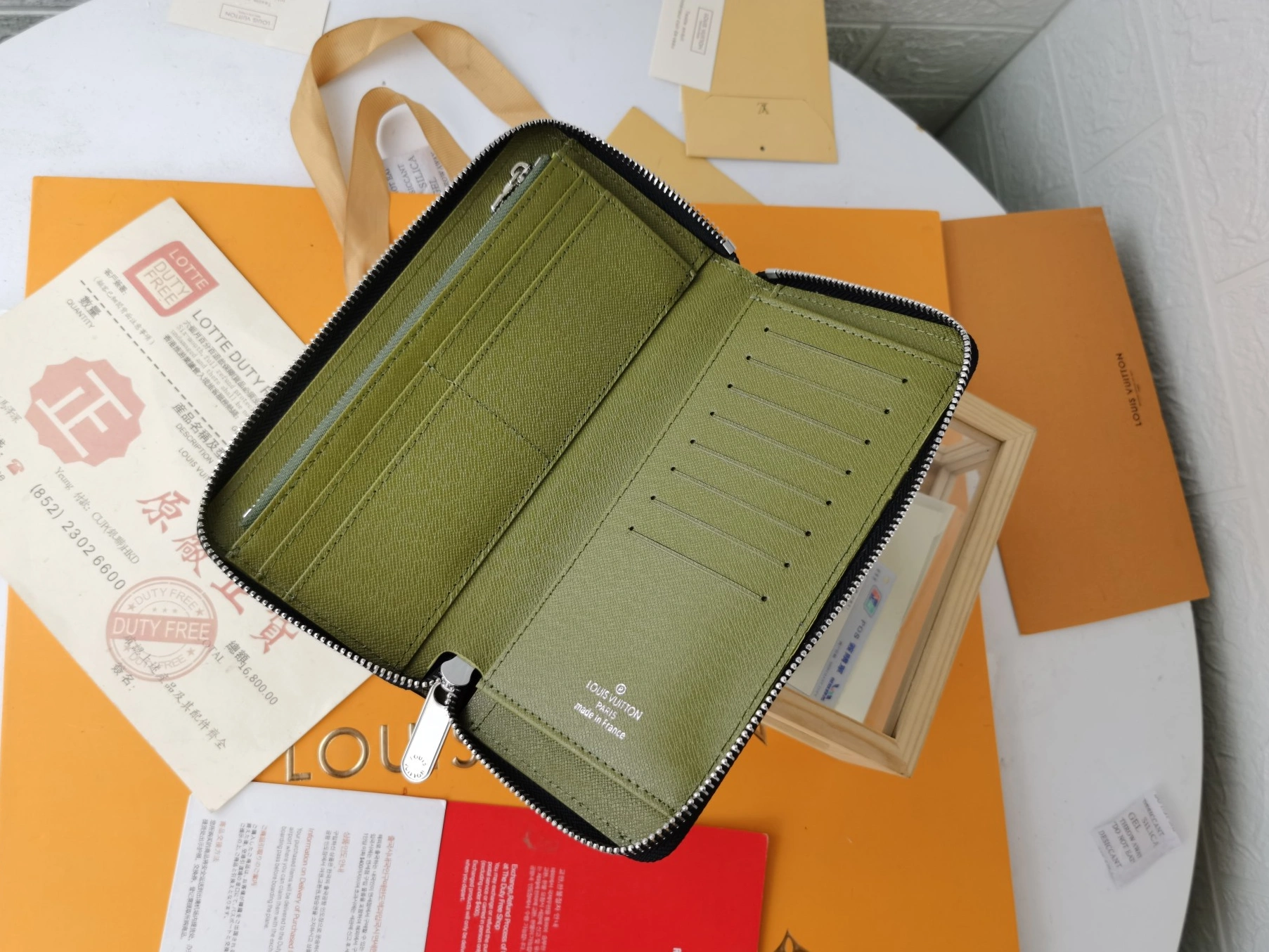 Reliable 1525 Louis Vuitton LV Card Case For Unisex - Image 6