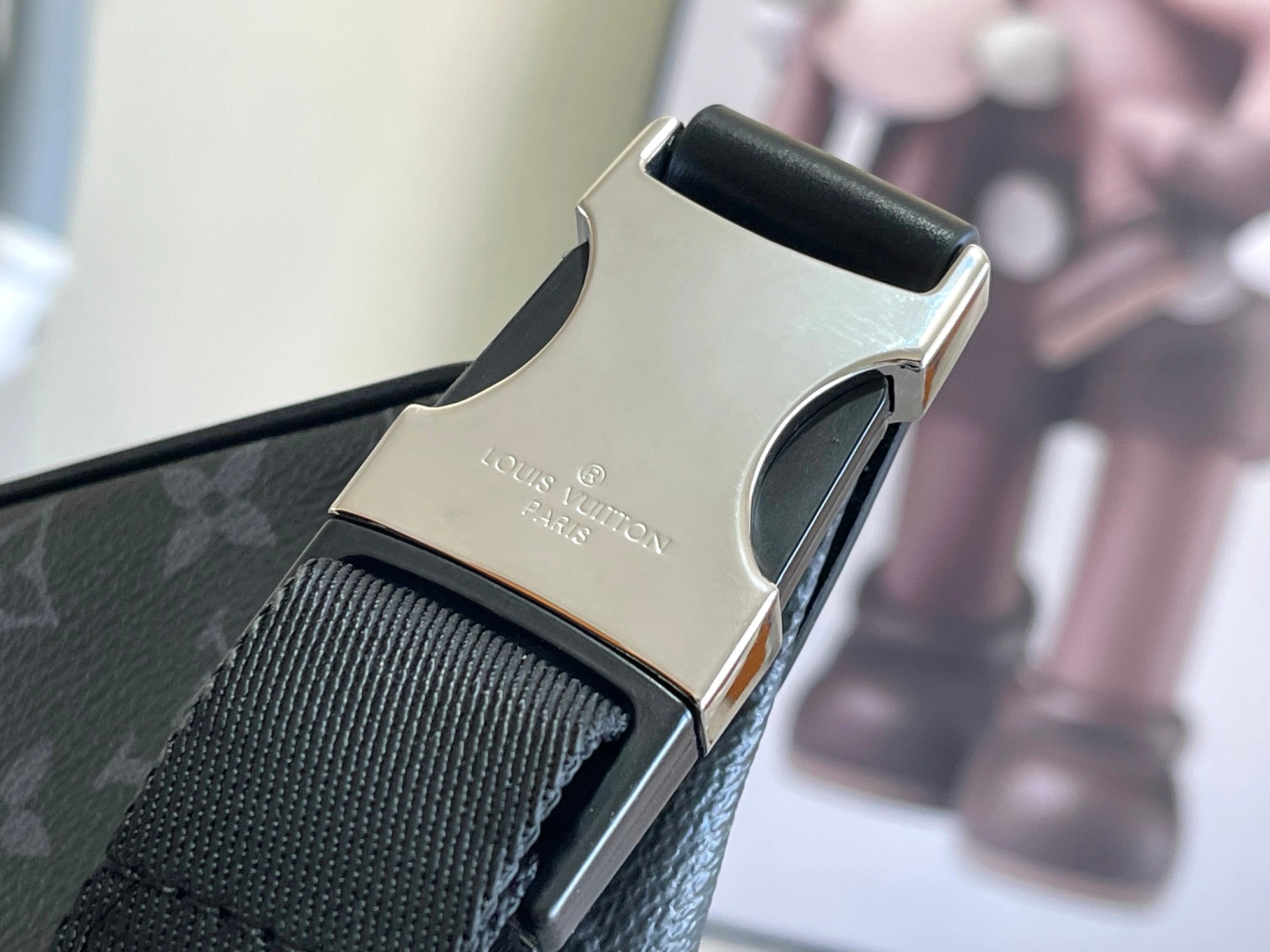 Reliable 1619 Louis Vuitton LV AAA Quality Belt Bags - Image 7