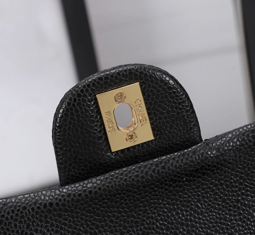 Reliable 8681 Chanel AAA Quality Messenger Bags For Women - Image 7