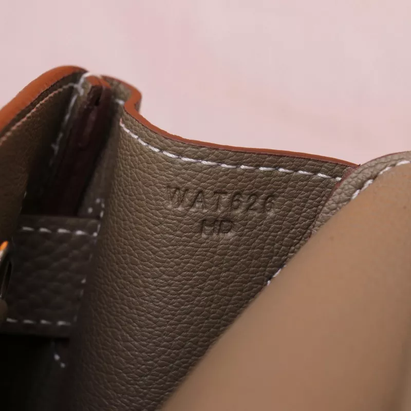 Resilient 1992 Hermes AAA Quality Messenger Bags In Coffee For Unisex - Image 7