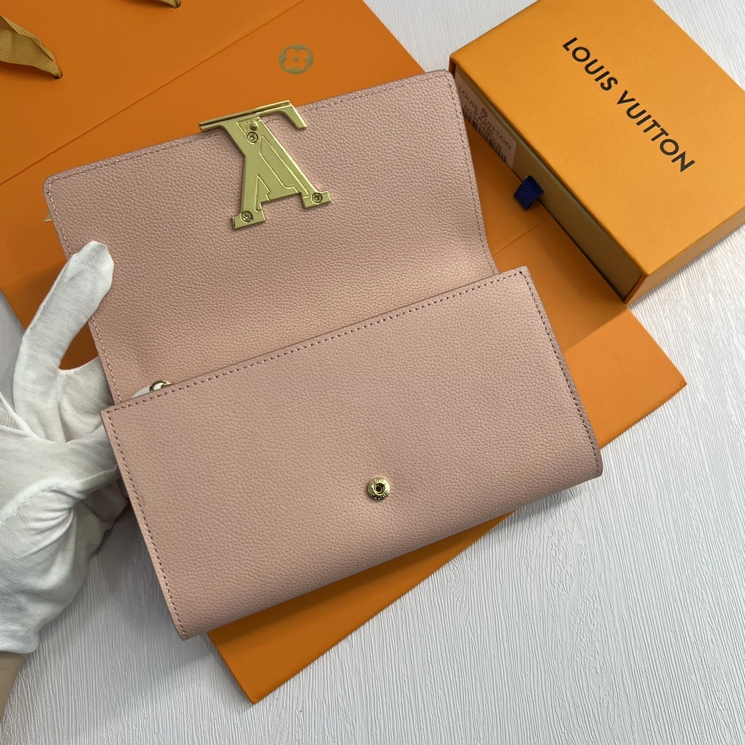 Resilient 2552 Louis Vuitton LV Card Case For Women - Image 7