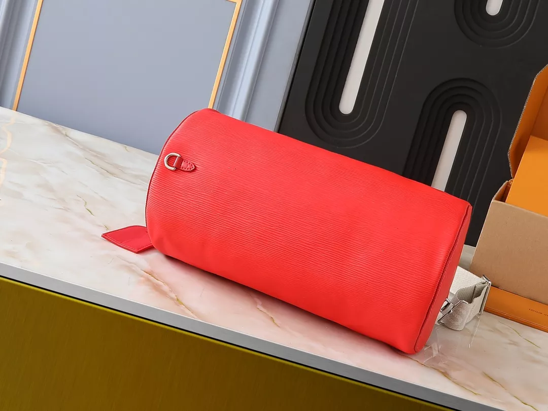 Resilient 5338 Louis Vuitton AAA Quality Messenger Bags For Unisex - Image 4