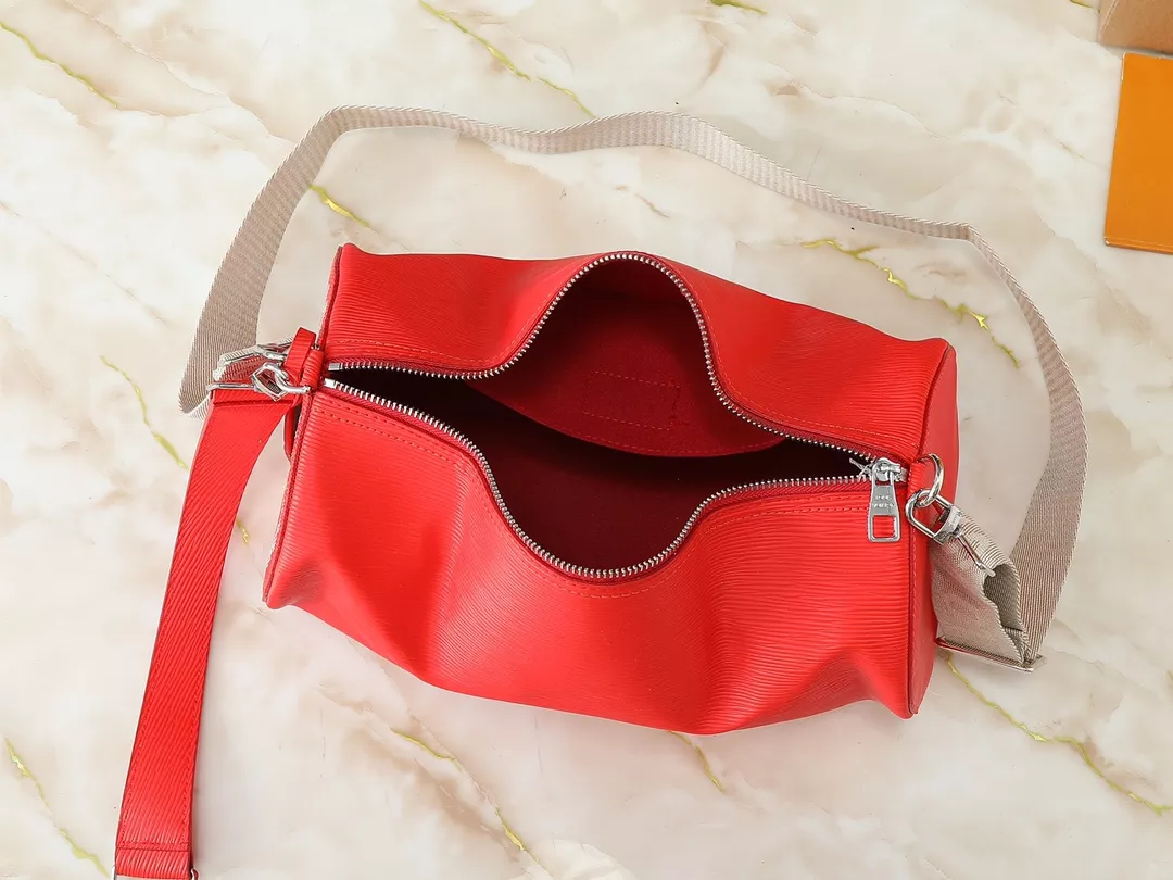 Resilient 5338 Louis Vuitton AAA Quality Messenger Bags For Unisex - Image 8