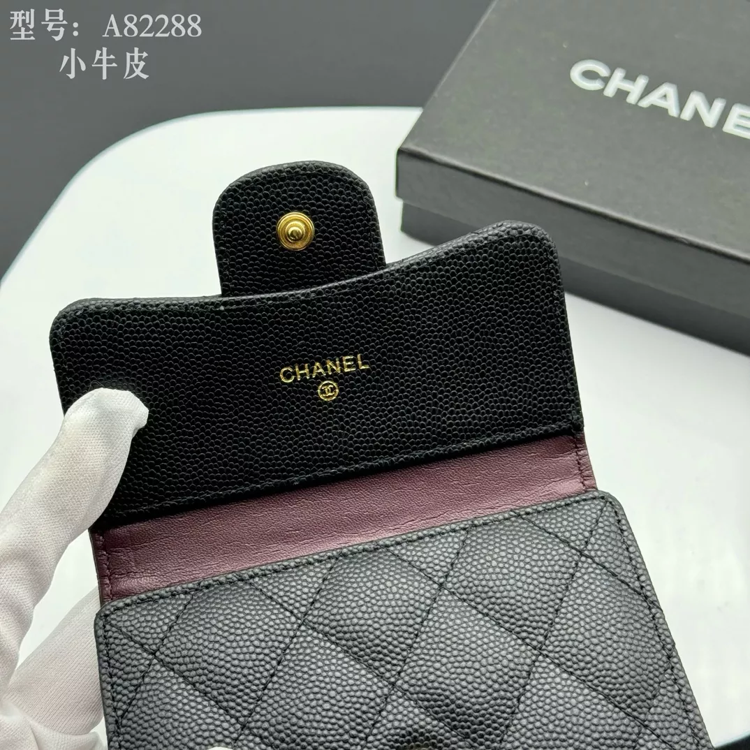 Resilient 6663 Chanel Wallets - Image 4