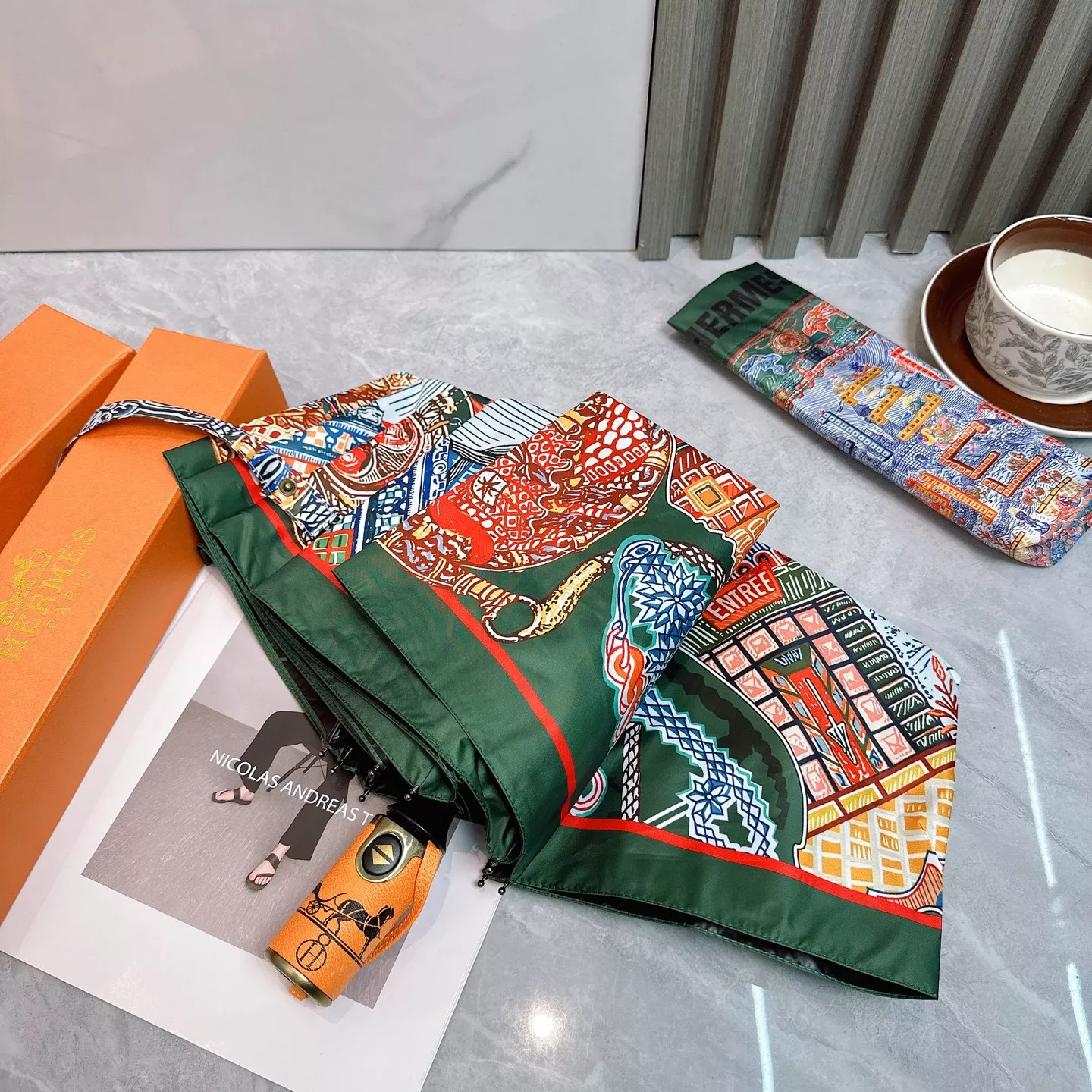 Resilient 8752 Hermes Umbrellas