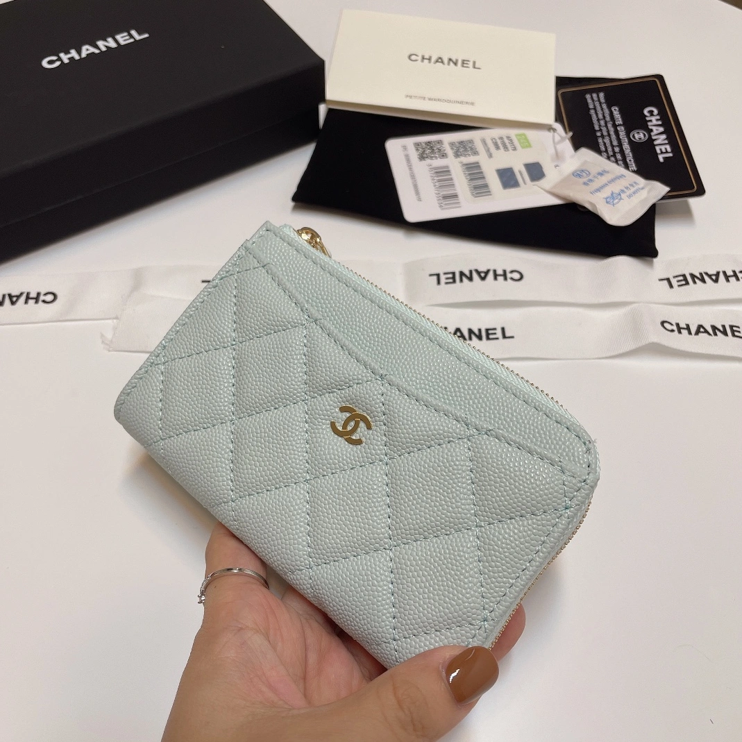 Soft 286 Chanel Card Case