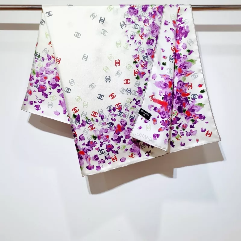 Soft 523 Chanel Silk Squares - Image 4