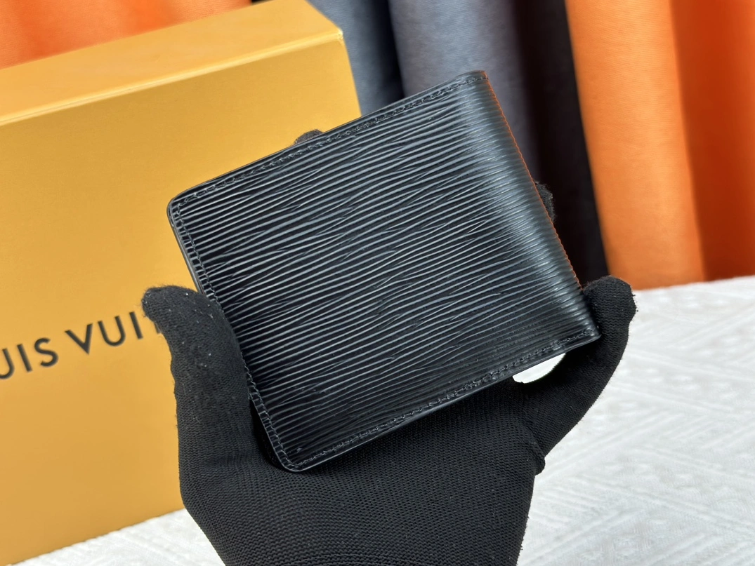 Sophisticated 208 Louis Vuitton LV Wallets For Unisex
